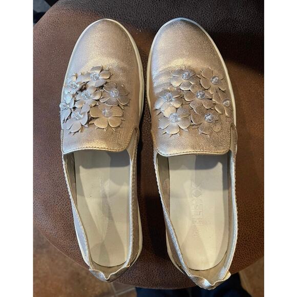 Flexx sneak blossom sneakers size 8 metallic blush - Picture 2 of 15